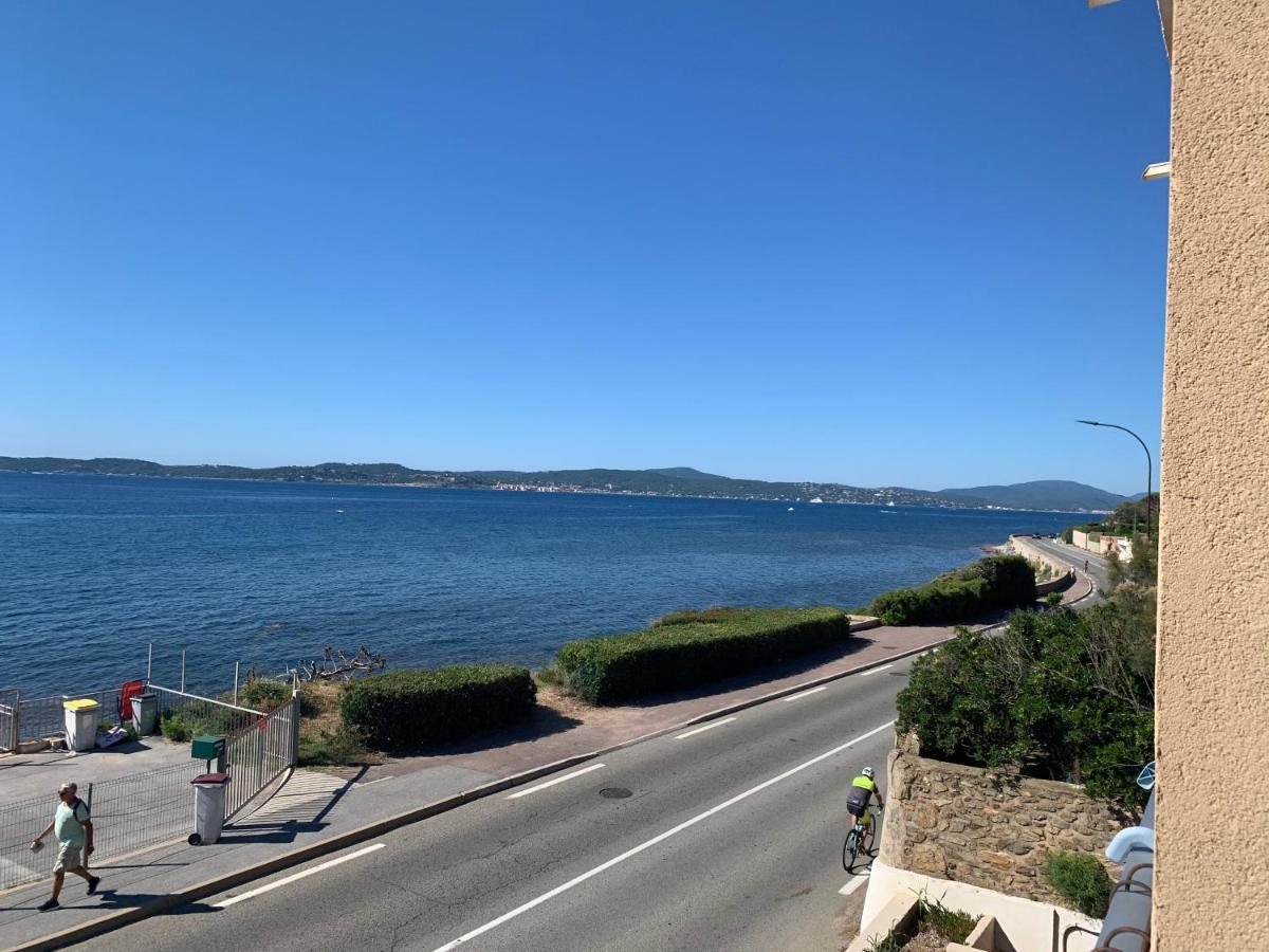 Appartamento Le Latania Sainte-Maxime Esterno foto