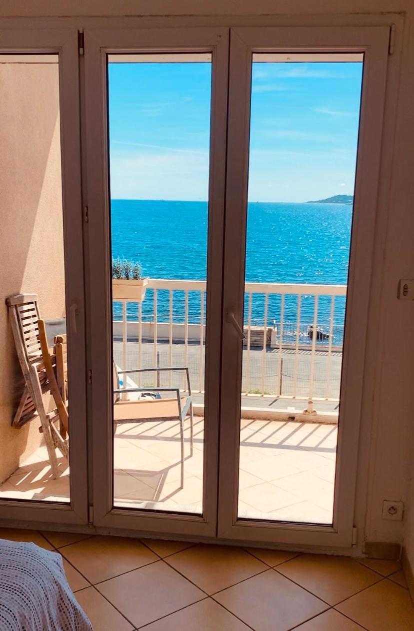 Appartamento Le Latania Sainte-Maxime Esterno foto